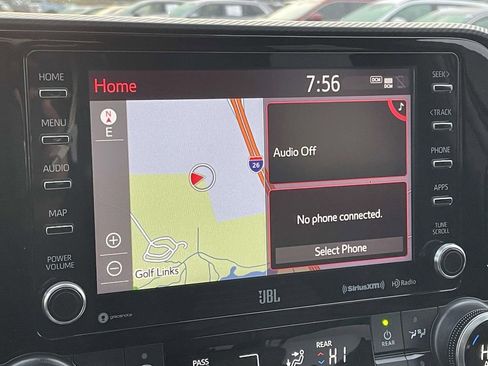 Used 2021 Toyota Highlander XSE image 16