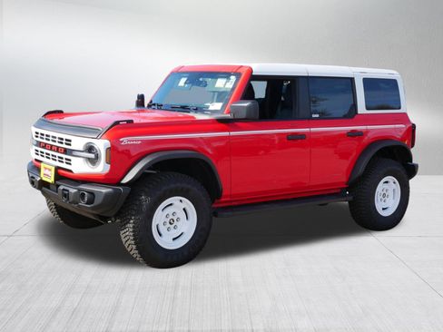 Used 2023 Ford Bronco Heritage Edition AWD/4WD image 3