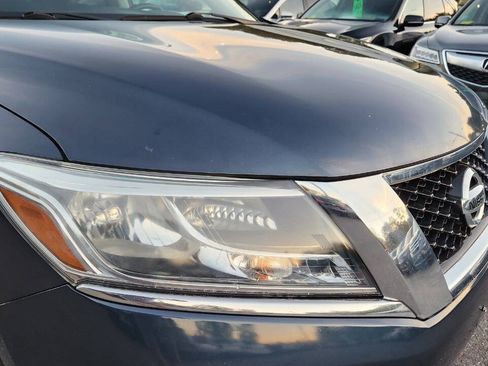 Used 2015 Nissan Pathfinder SV w/ Cargo Package FWD image 21