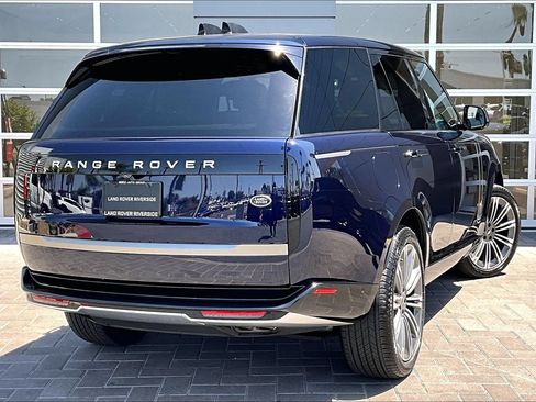 Certified 2023 Land Rover Range Rover SE AWD/4WD image 12