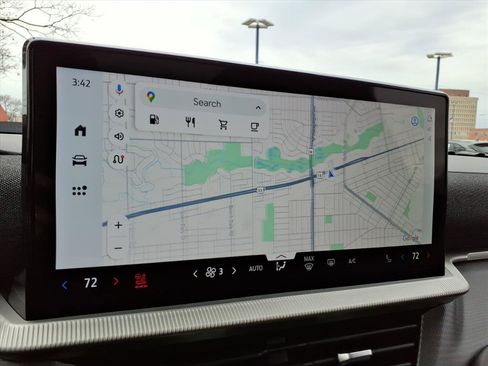 Certified 2025 Ford Explorer ST-Line image 24