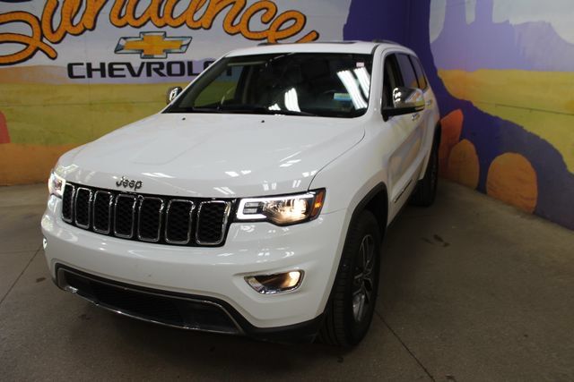Used 2020 Jeep Grand Cherokee Limited AWD/4WD image 4