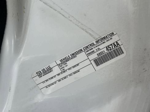 Used 2022 Jeep Grand Cherokee Limited image 43