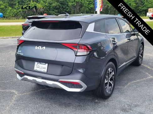 Certified 2024 Kia Sportage EX FWD image 2