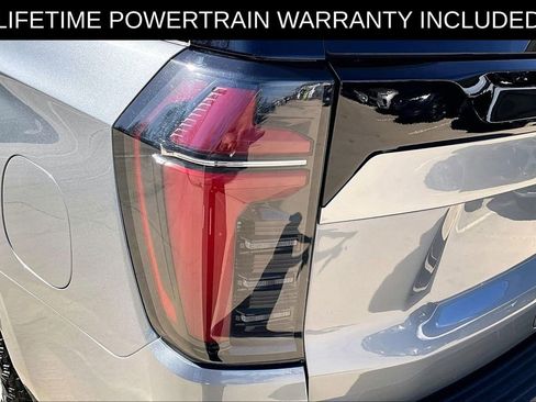 Used 2025 Chevrolet Tahoe Z71 image 41