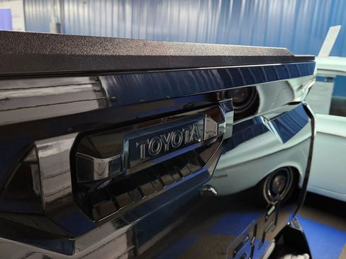 Used 2023 Toyota Tundra Platinum image 79