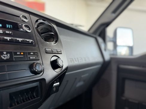 Used 2016 Ford F250 XL w/ Power Equipment Group image 33