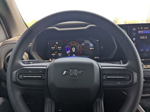 Used 2026 Chevrolet Colorado Trail Boss AWD/4WD image 22
