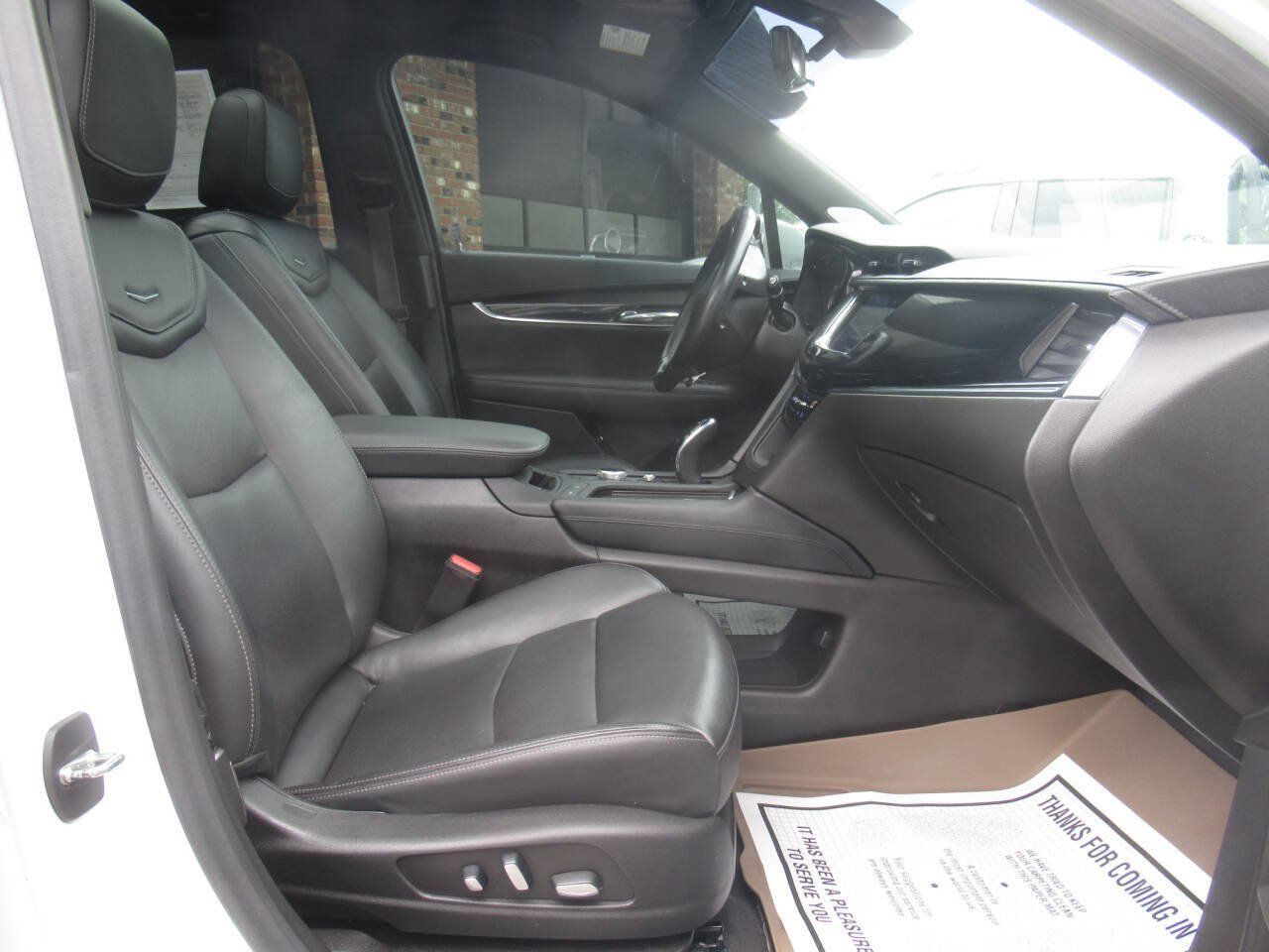 Used 2022 Cadillac XT6 Sport w/ Technology Package AWD/4WD image 13
