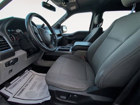 Used 2017 Ford F150 XLT w/ Equipment Group 302A Luxury image 9