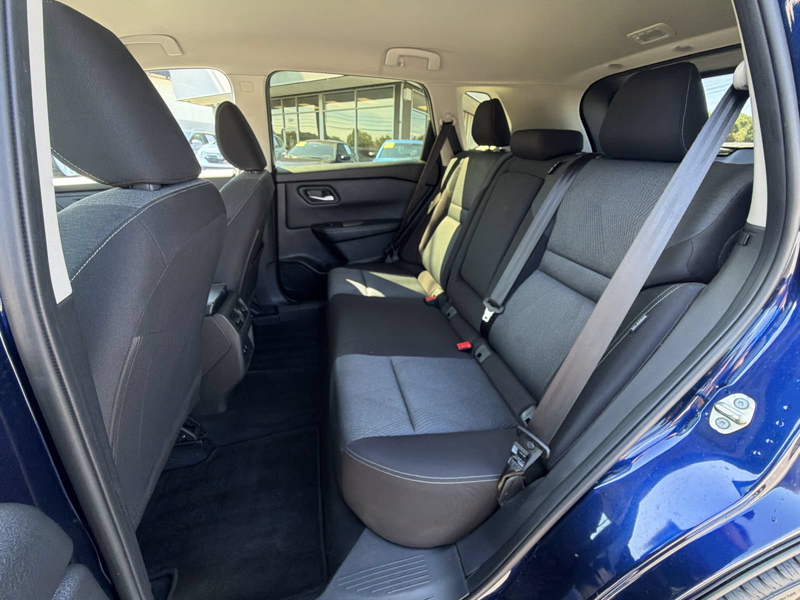 Used 2024 Nissan Rogue SV AWD/4WD image 25