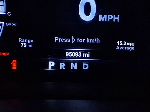 Used 2017 RAM 1500 Laramie image 28