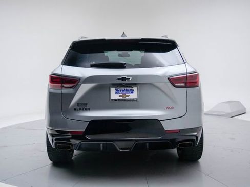 Used 2023 Chevrolet Blazer RS w/ Enhanced Convenience Package FWD image 5