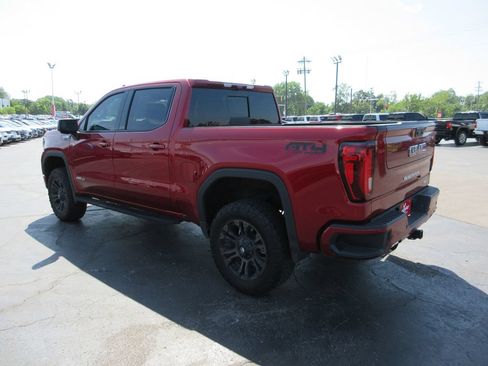 Used 2024 GMC Sierra 1500 AT4 w/ Technology Package AWD/4WD image 8