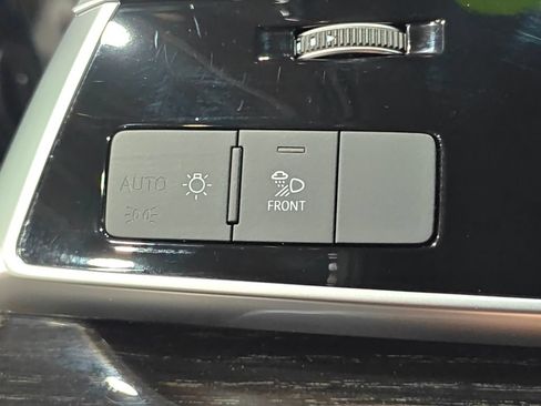 Used 2025 Audi Q7 3.0T Premium Plus AWD/4WD image 69