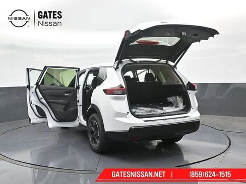 New 2026 Nissan Rogue SV image 28