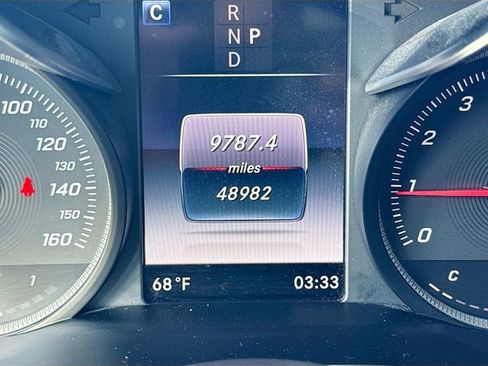 Used 2019 Mercedes-Benz GLC 300 4MATIC image 11