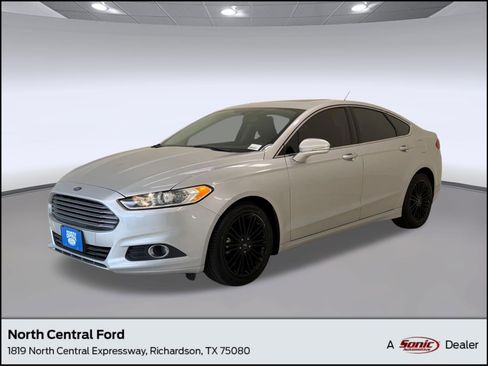 Used 2016 Ford Fusion SE w/ Equipment Group 202A image 1