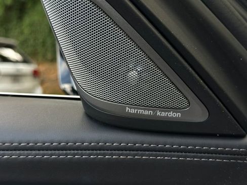 Used 2017 BMW 740i image 15