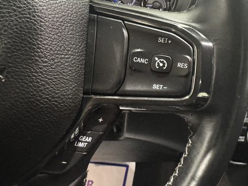 Used 2022 RAM 1500 Limited w/ Body-Colour Bumper Group image 6