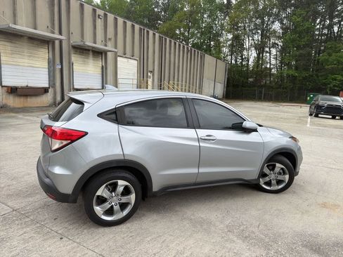 Used 2022 Honda HR-V LX image 11