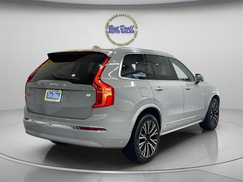 Used 2024 Volvo XC90 T8 Plus AWD/4WD image 5