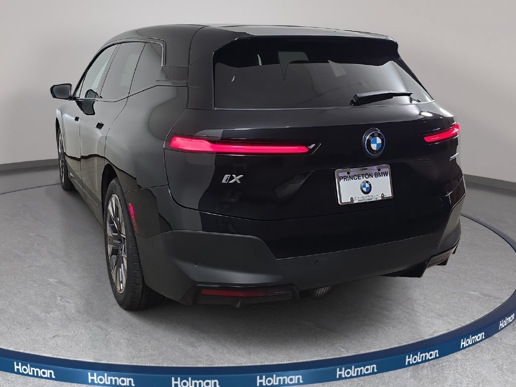Certified 2024 BMW iX xDrive50 AWD/4WD image 7