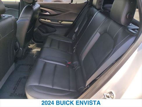 Used 2024 Buick Envista Sport Touring w/ Convenience I Package FWD image 22