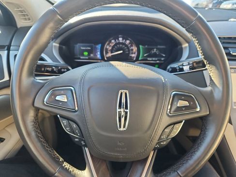 Used 2020 Lincoln MKZ Reserve w/ Luxury Package image 13
