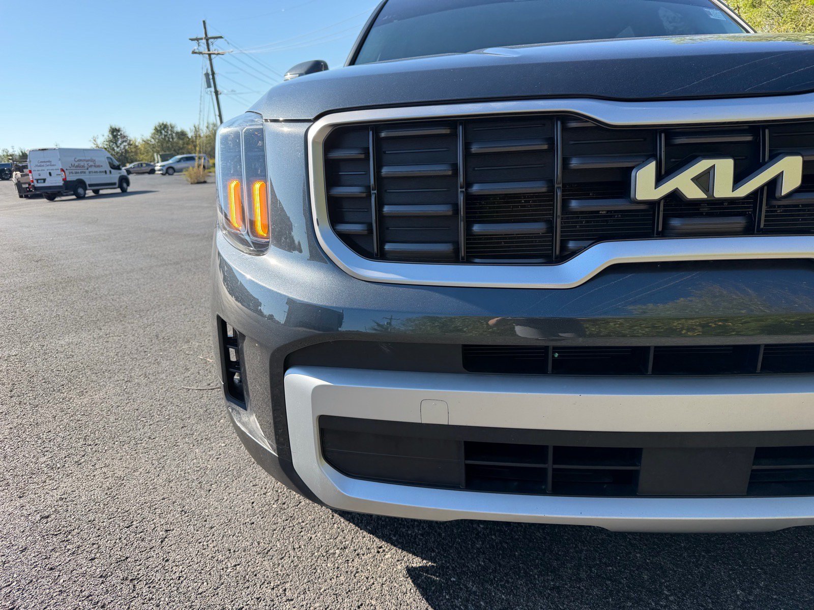 Used 2024 Kia Telluride S w/ S Sunroof Package AWD/4WD image 4