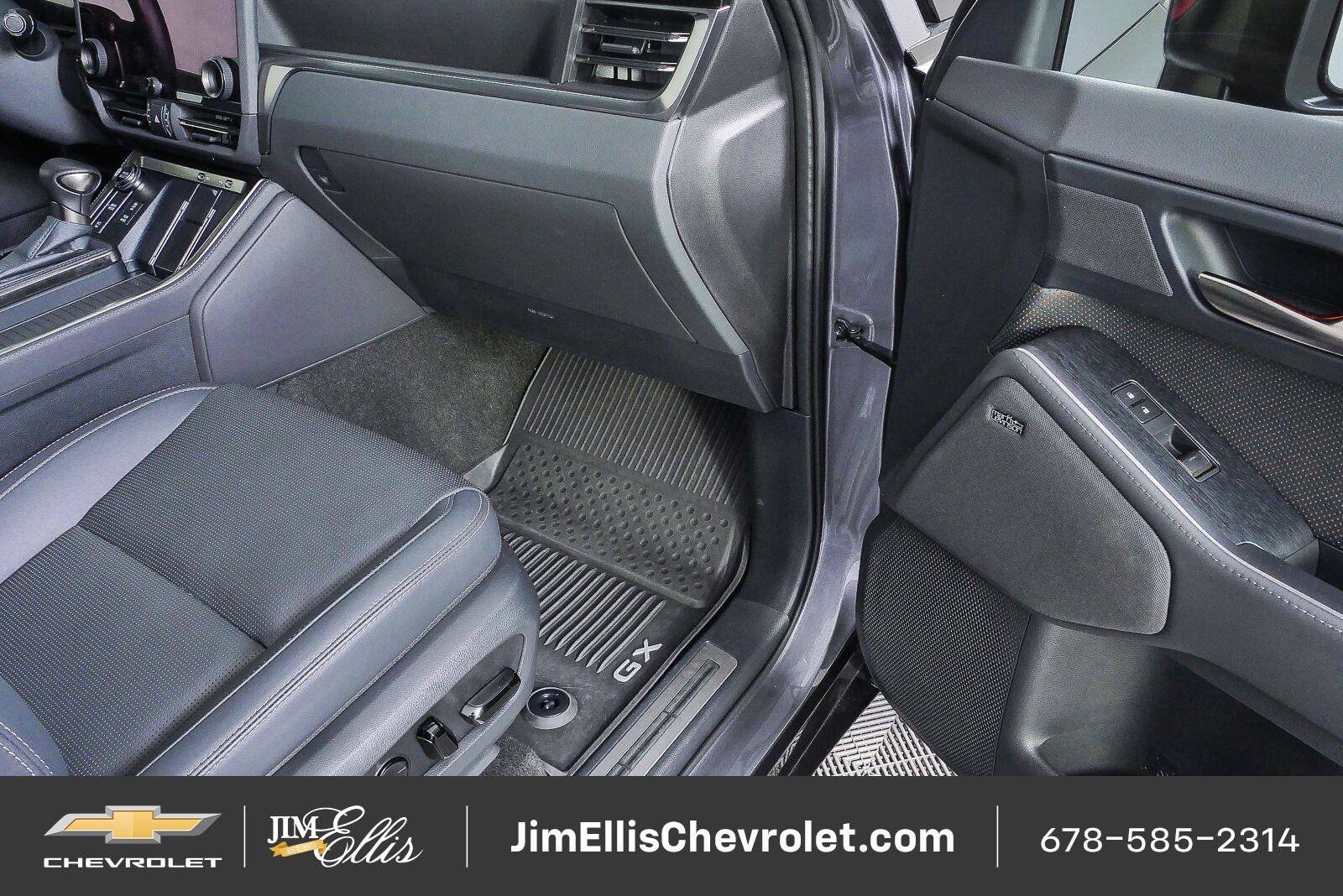 Used 2026 Lexus GX 550 w/ Accessory Package (2T) AWD/4WD image 22