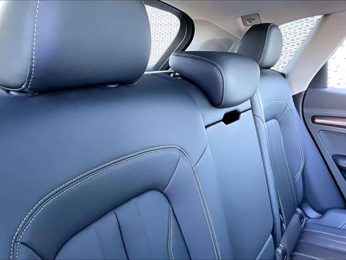 Used 2023 Audi Q5 2.0T Premium Plus w/ Premium Plus Package image 16