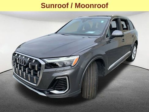 Used 2025 Audi Q7 2.0T Premium w/ Convenience Package image 5