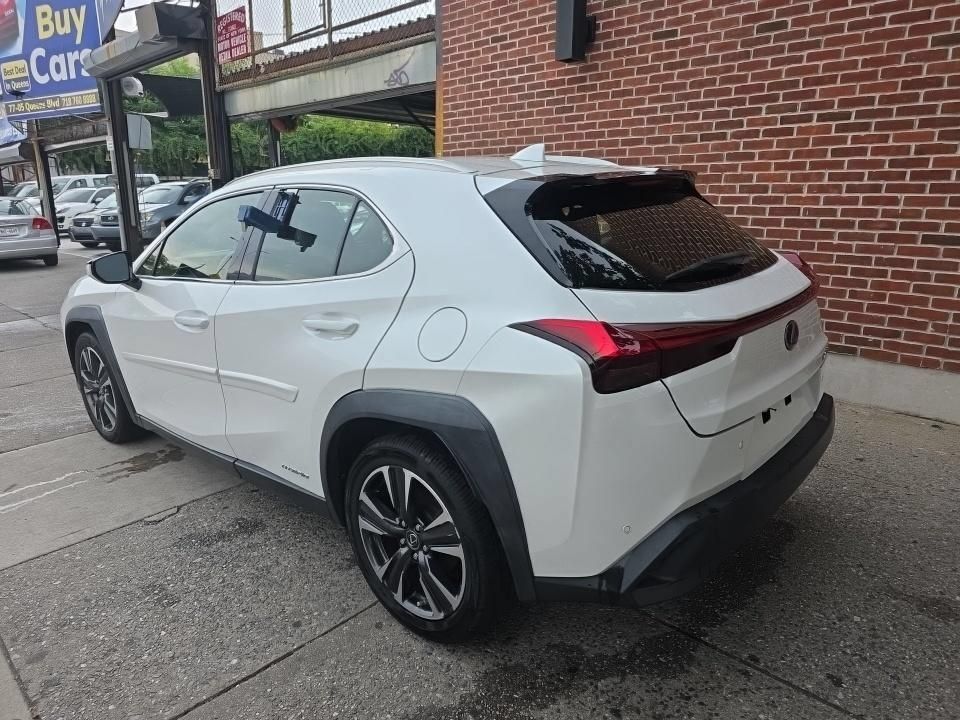 Used 2019 Lexus UX 250h AWD/4WD image 8