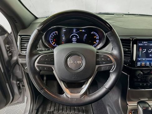 Used 2020 Jeep Grand Cherokee Overland image 11