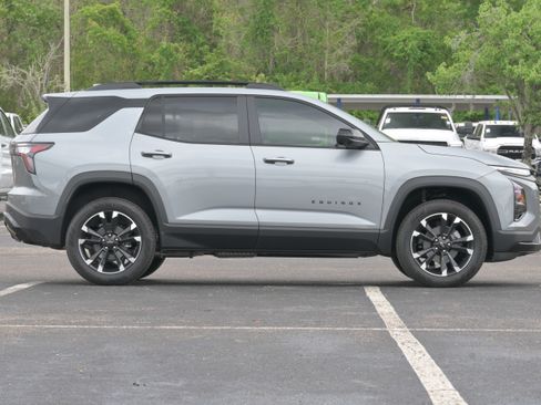 New 2026 Chevrolet Equinox RS w/ Convenience Package III FWD image 7