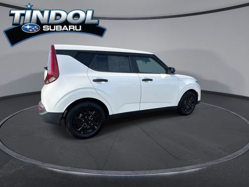Used 2022 Kia Soul LX FWD image 9