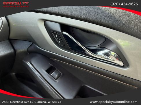 Used 2020 Chevrolet Traverse LT AWD/4WD image 35