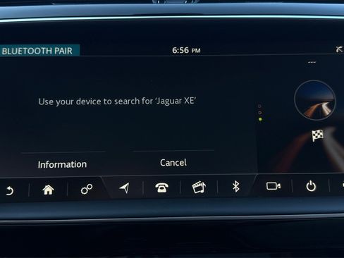 Used 2019 Jaguar XE Premium RWD image 27
