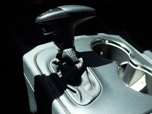 Used 2018 Dodge Durango R/T w/ Technology Group image 57