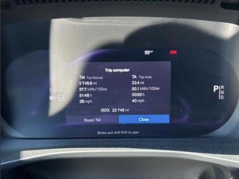 Used 2023 Volvo C40 P8 Recharge Ultimate AWD/4WD image 2