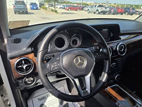 Used 2014 Mercedes-Benz GLK 350 2WD image 7