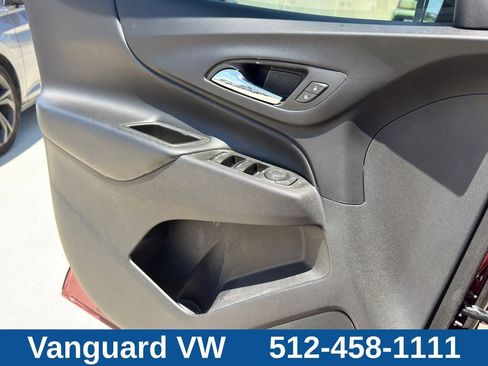 Used 2020 Chevrolet Equinox LT FWD image 20