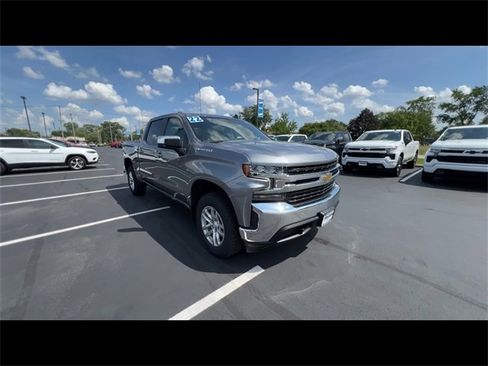 Certified 2022 Chevrolet Silverado 1500 LT image 2