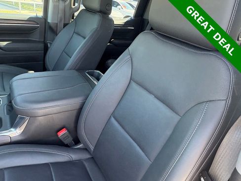 Used 2024 GMC Sierra 1500 SLT w/ SLT Premium Plus Package AWD/4WD image 32