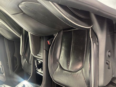 Used 2022 Chrysler Pacifica Limited w/ Uconnect Theater Family Group FWD image 14