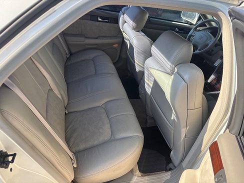 Used 1999 Cadillac Seville SLS w/ Convenience Pkg image 19