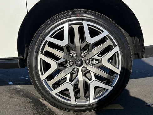 New 2026 Ford Expedition Max Platinum w/ Platinum Ultimate Package image 14