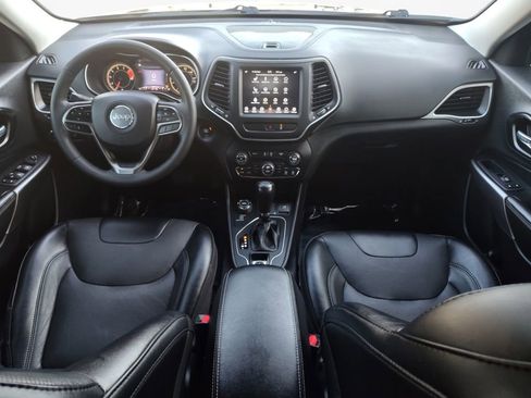 Used 2022 Jeep Cherokee Latitude Lux image 3