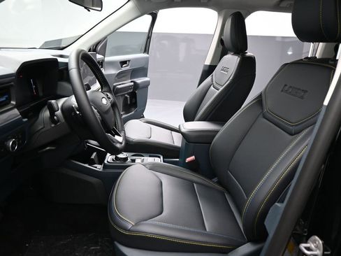 New 2025 Ford Maverick Lobo image 9